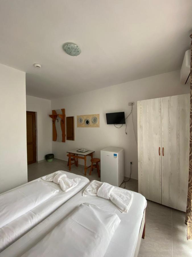 Kherim Vama Veche Exterior photo